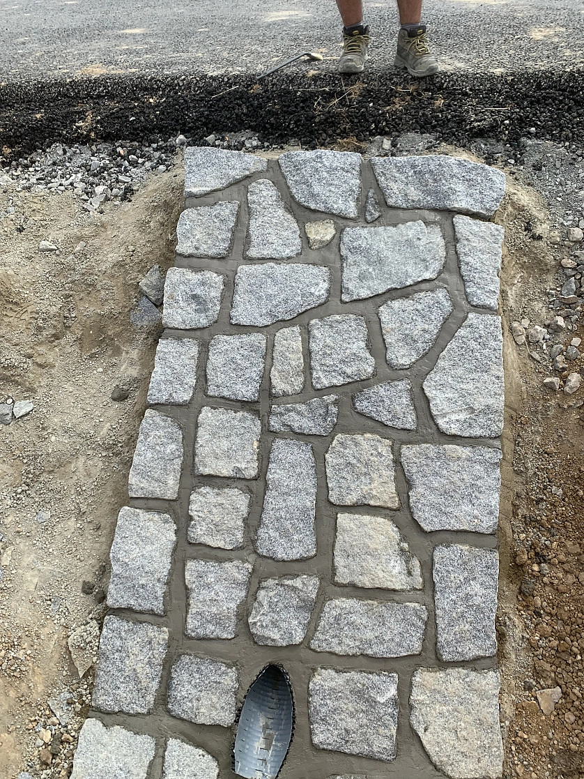 Práce v portfoliu - Práce s přírodním kamenem – poctivá řemeslná práce s respektem k materiálu - fotografie 4