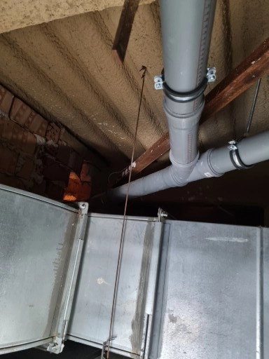 Работа портфолио - Výměna popraskaného litinového potrubí. - фото 6