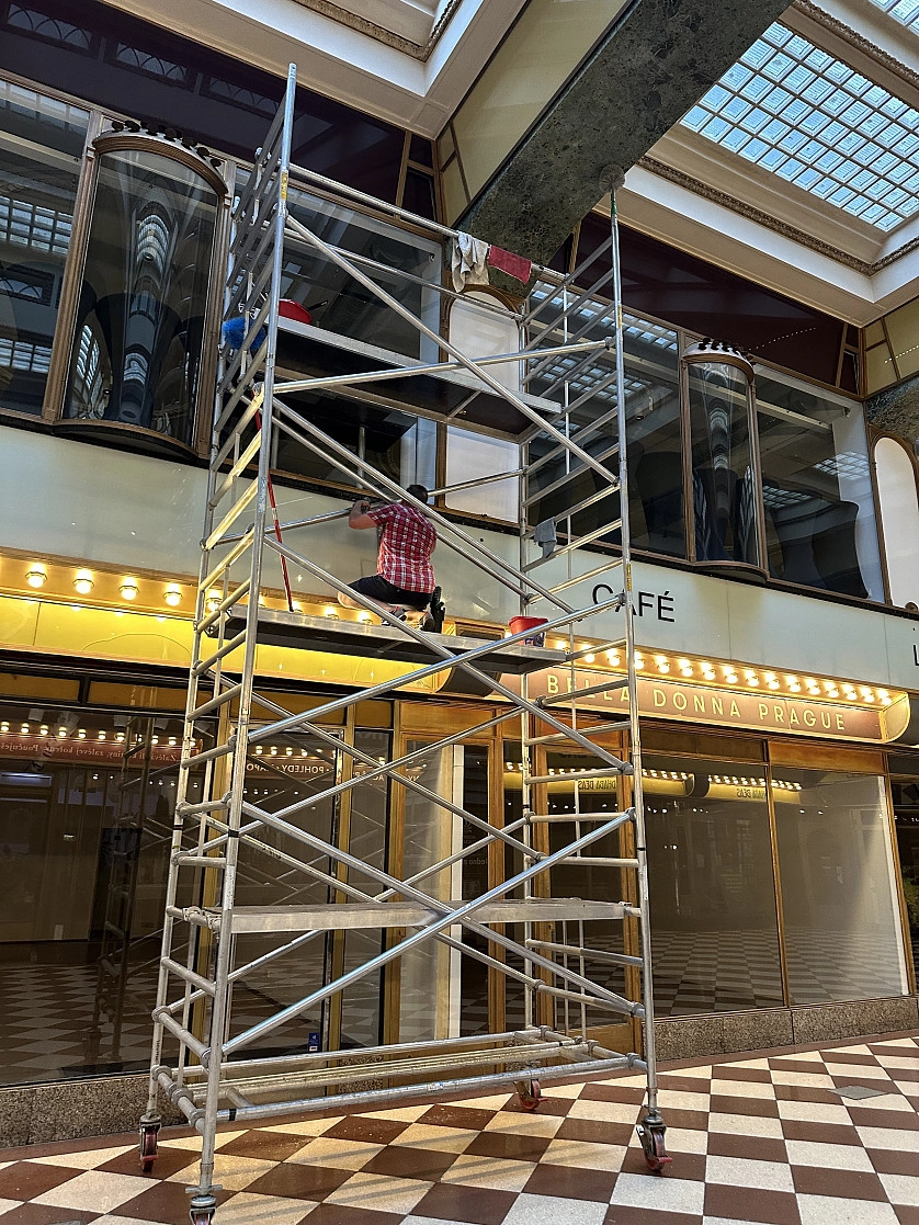 Práce v portfoliu - Mytí oken a výloh