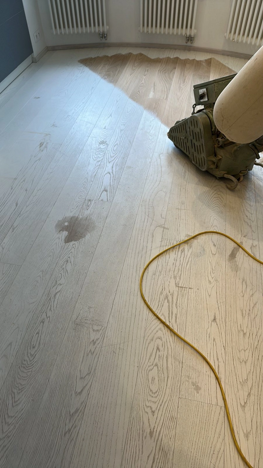 Práce v portfoliu - renovace parketové podlahy